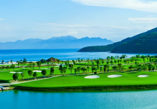 Vinpearl Nha Trang Golf Club happy green golf event 8