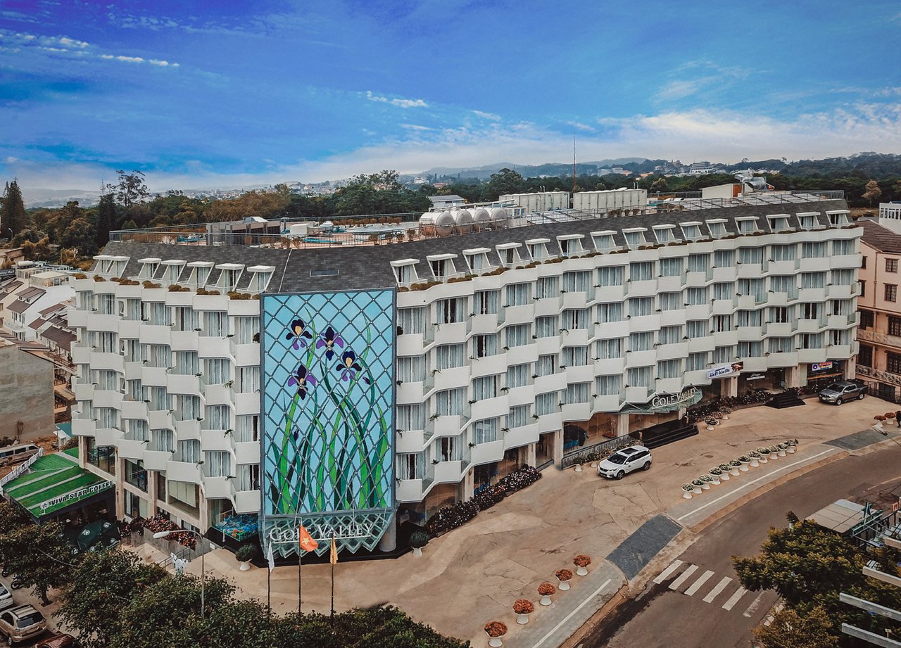 Golf Valley Hotel Dalat1