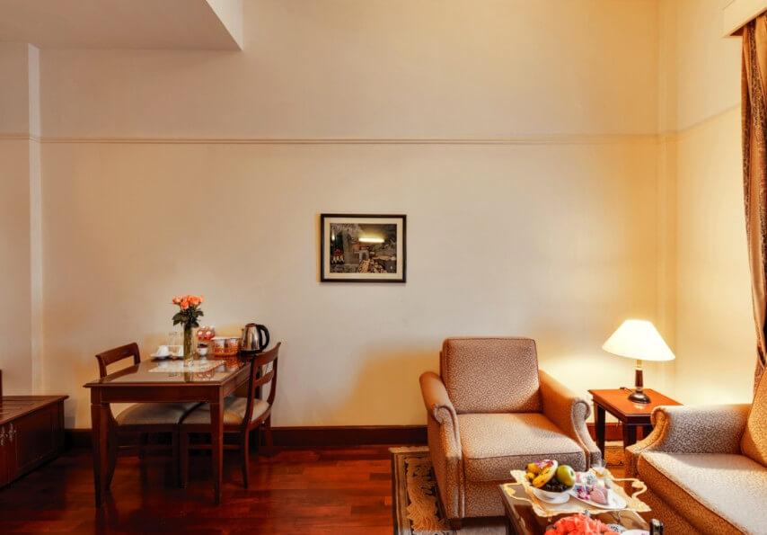 Suite Room.png 1 1