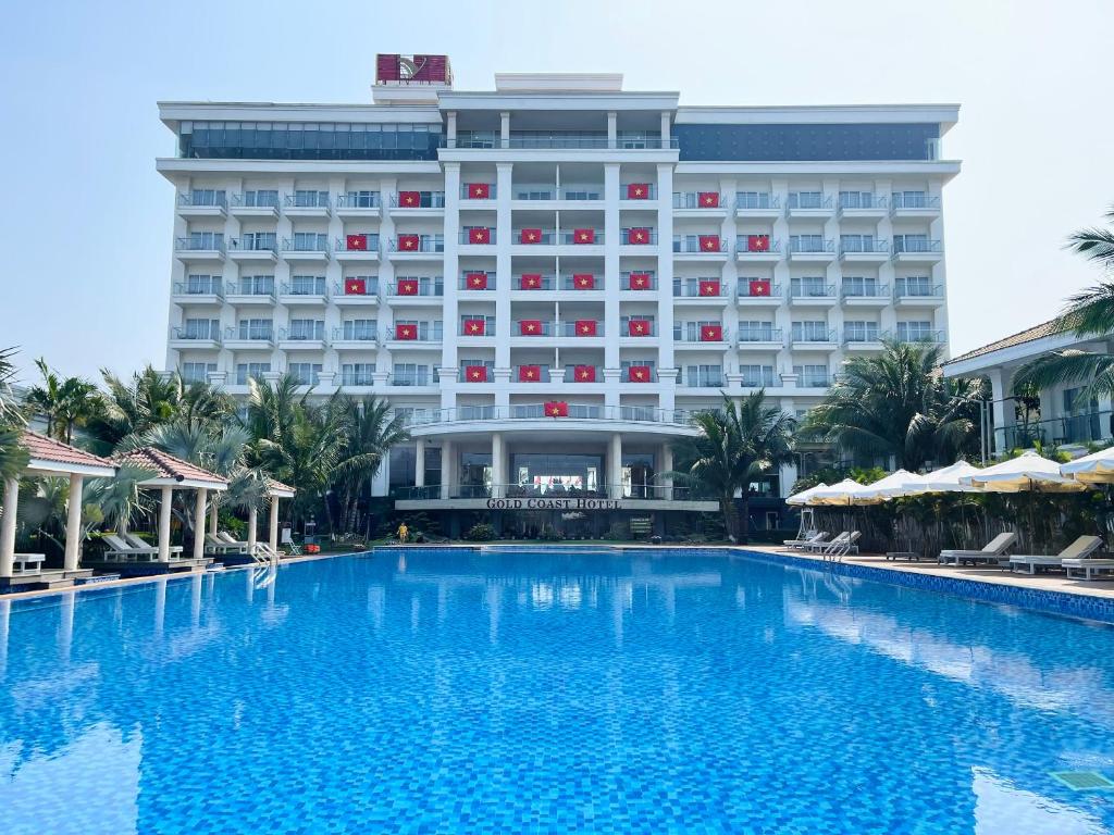 chinh 4