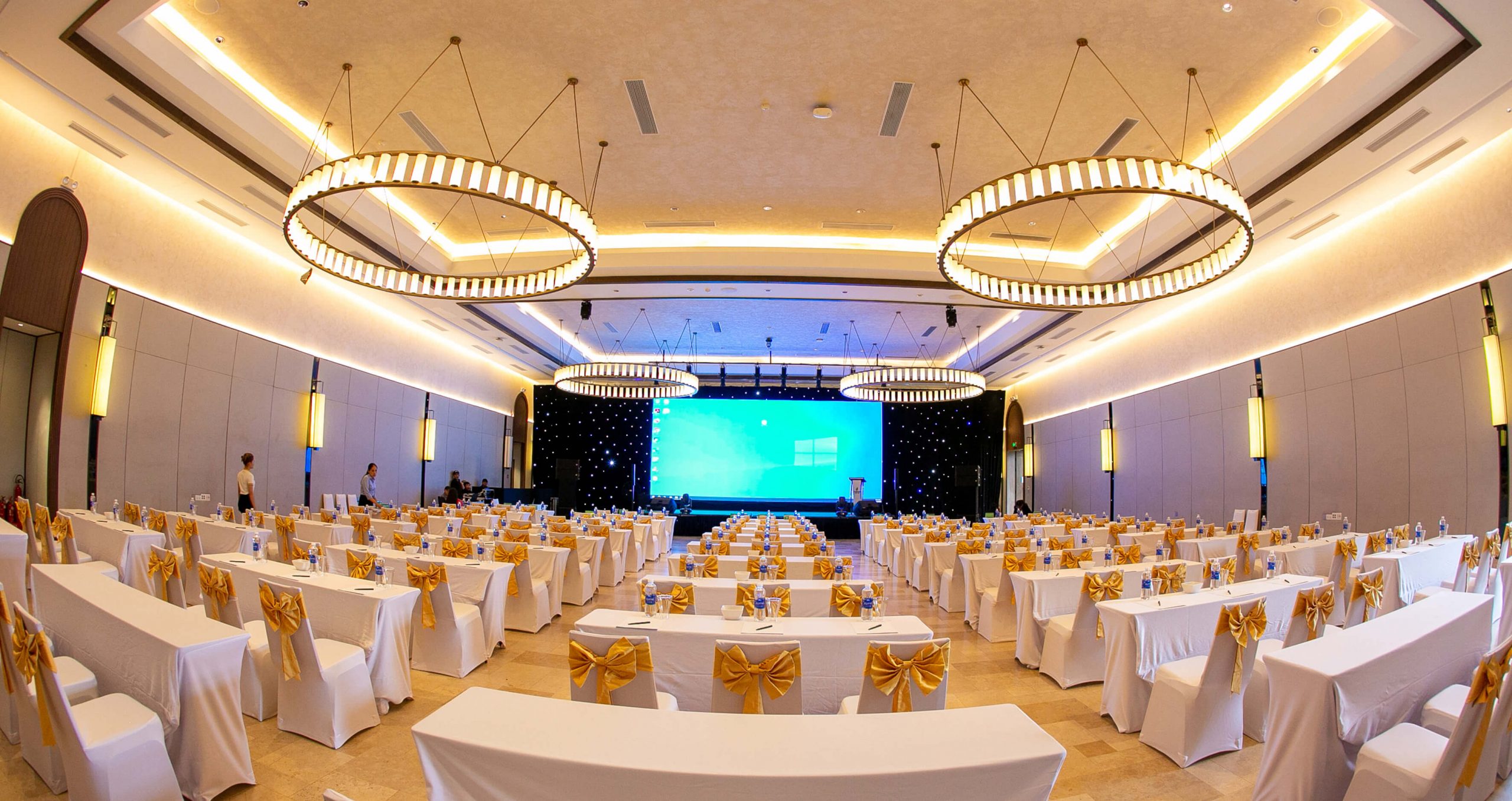 Hội Thảo Đánh Giá Công Tác Thi Công Khoan/ Hoàn Thiện Giếng Năm 2025 Chiến Dịch Khoan Phát Triển Mỏ Đại Hùng Pha 03 Lô 05- 1( a) 2 BK8A0334 su kien 1 2 scaled