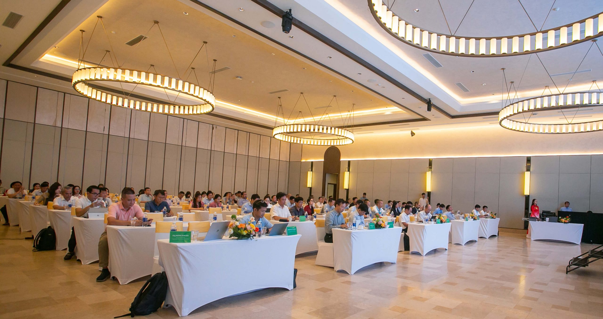 Hội Thảo Đánh Giá Công Tác Thi Công Khoan/ Hoàn Thiện Giếng Năm 2025 Chiến Dịch Khoan Phát Triển Mỏ Đại Hùng Pha 03 Lô 05- 1( a) 6 BK8A0416 su kien 1 scaled